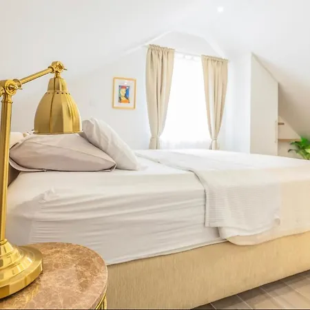 Apartment Coco Close To The Makarska